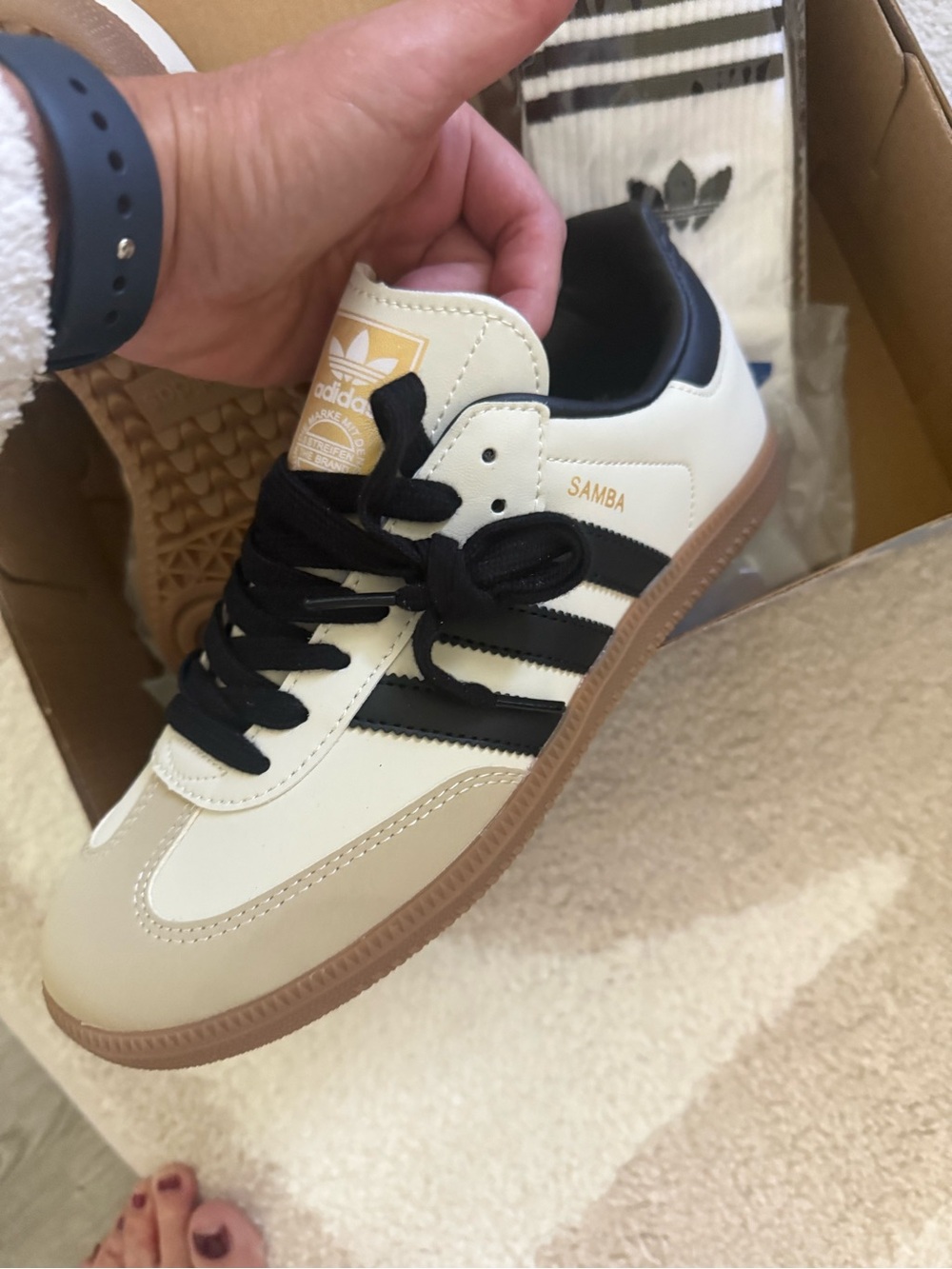 adidas Samba Cream and Black Leather Sneakers with Gum Sole size7.5 - Picture 2 of 6